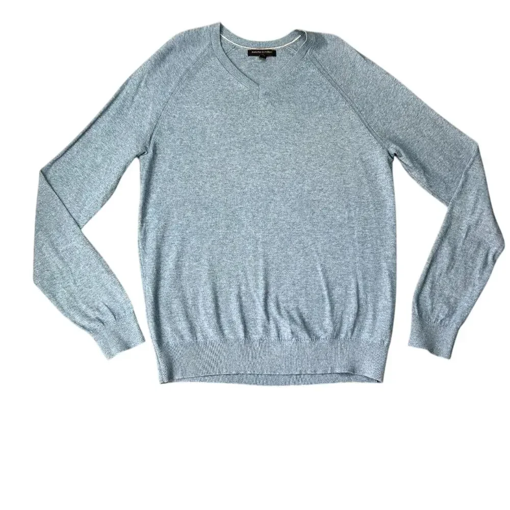 Banana Republic Sweater Men's Size Medium Blue Cotton Lightweight V-Neck Knit
